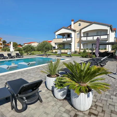 Suva Punta, No 2 Апартаменты