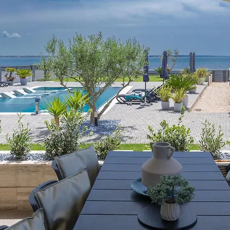 Suva Punta, No 2 Apartman Vir