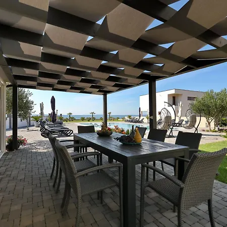 Suva Punta, No 2 Apartment Vir