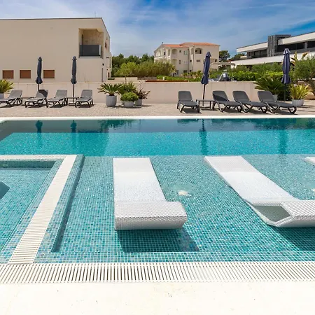 Suva Punta, No 2 Apartment Vir