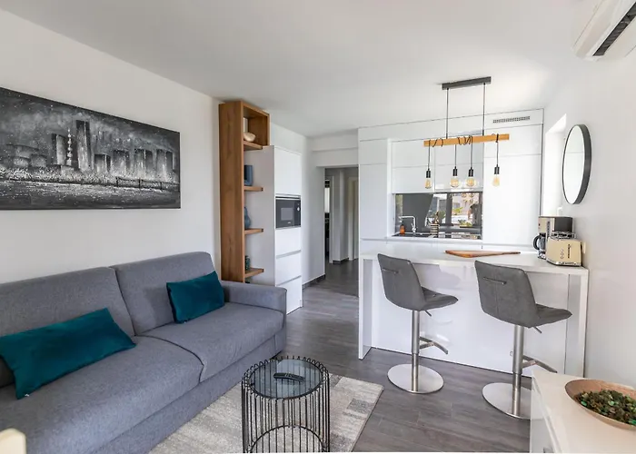 Daire Suva Punta, No 2 Vir